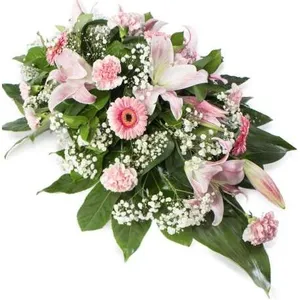 Ir al producto: Cojin funerario de gerberas liliums y claveles