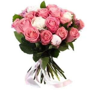 Ir al producto: 12 rosas rosas y blancas