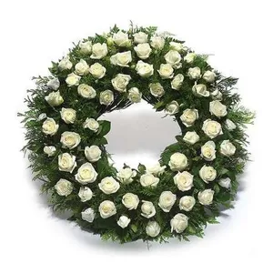 Ir al producto: Corona de rosas blancas