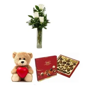 Ir al producto: 3 rosas blancas con bombones y osito de peluche