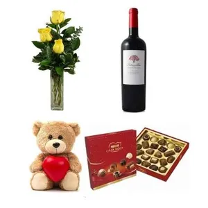Ir al producto: 3 rosas amarillas con osito vino y bombones
