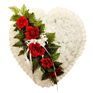 Ir al producto: Corazon de claveles y rosas