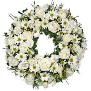 Ir al producto: Corona funeraria de rosas y margaritas