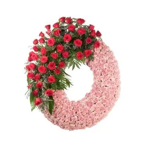 Ir al producto: Corona de claveles y rosas