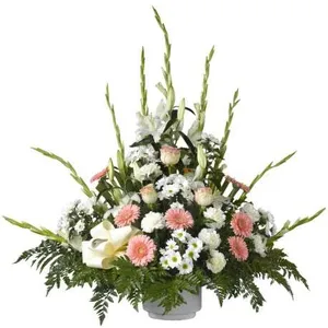 Ir al producto: Centro funerario de gerberas y margaritas